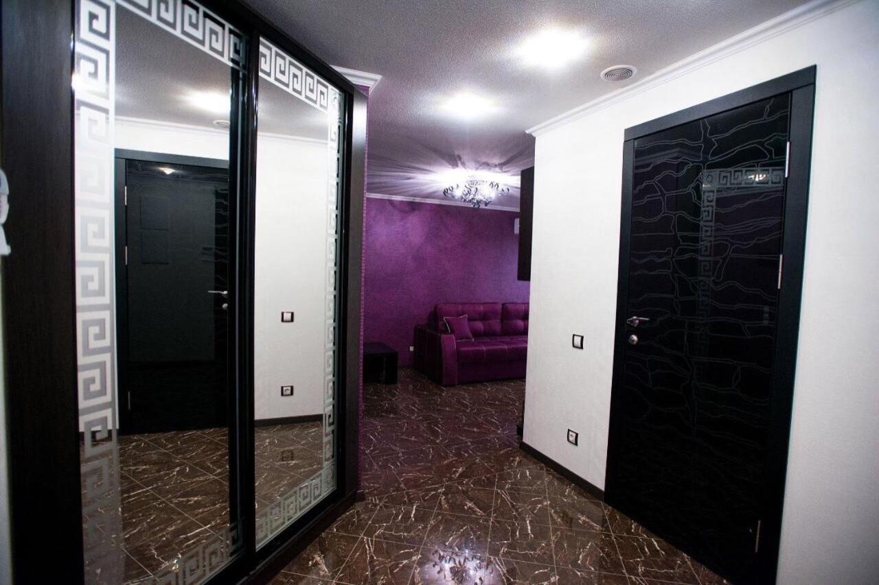 Luxury Apartment For Rest On Nauki Avenue Kharkiv Eksteriør billede